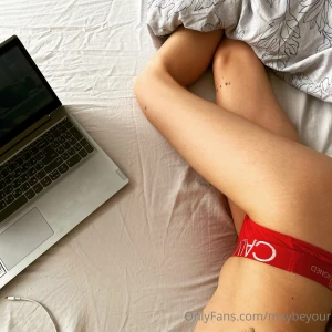 Quicker fire here can you help this little girl cum right now i m so