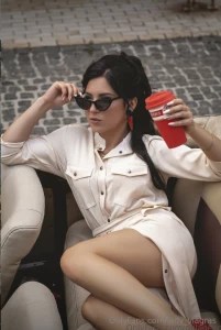 I love this photo shoot so much a little sexy and elegant and red