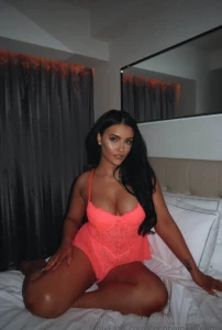 Let s make every look worth your while