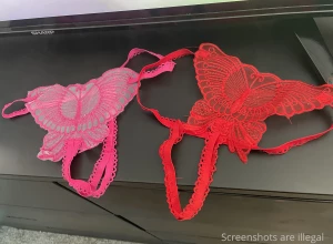 Pink or red send a tip for a pic in your fave color