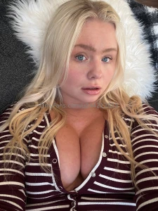 Tip 5 or more if you really love me off this post for a naughty dm