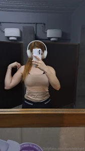 Worked out legs today still feel shaky wanna help me stretch later