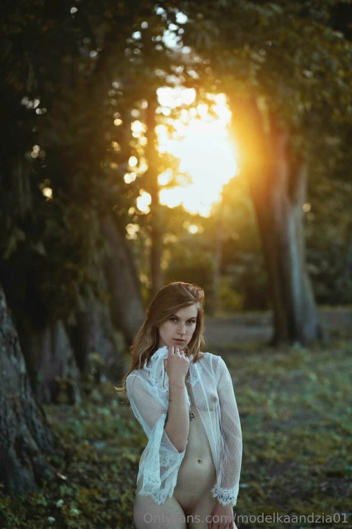 Modelkaandzia01 part 5 