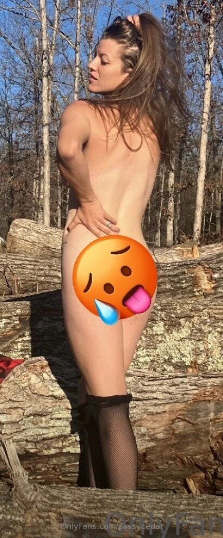 9 photos at log landing starting in my flannels with last photo xxx 