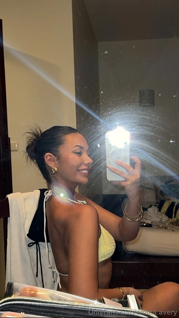 Love a mirror selfie part 1 