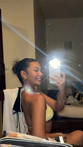 Love a mirror selfie part 1