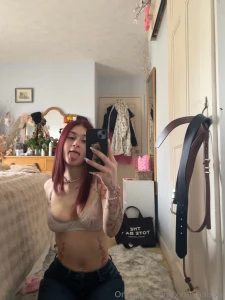 Will be active all night would you like to see my naughty content