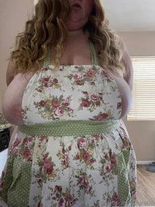 Mommas in the kitchen