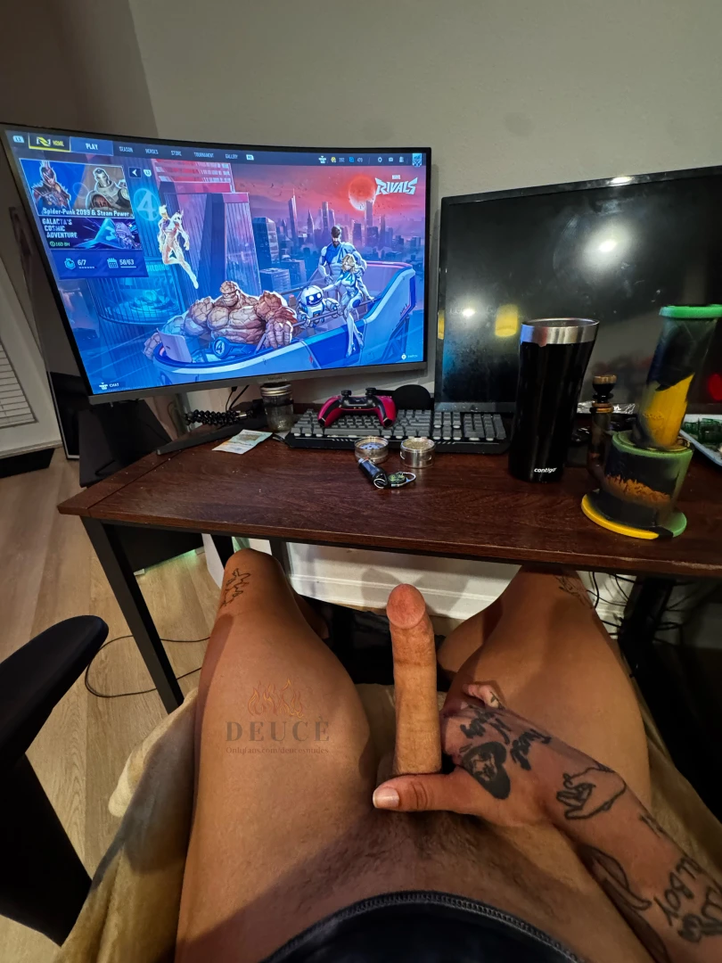 Suck me while i play rivals 