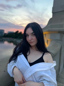 Hi friends such appropriate music is playing right now and i feel