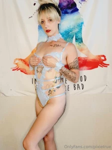 You wanna get me naked close your eyes and wish real hard harder