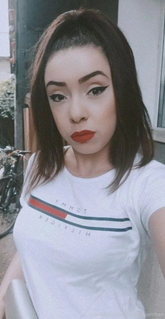 I have a very playful mood today give me a tip of 30 dollars and you 