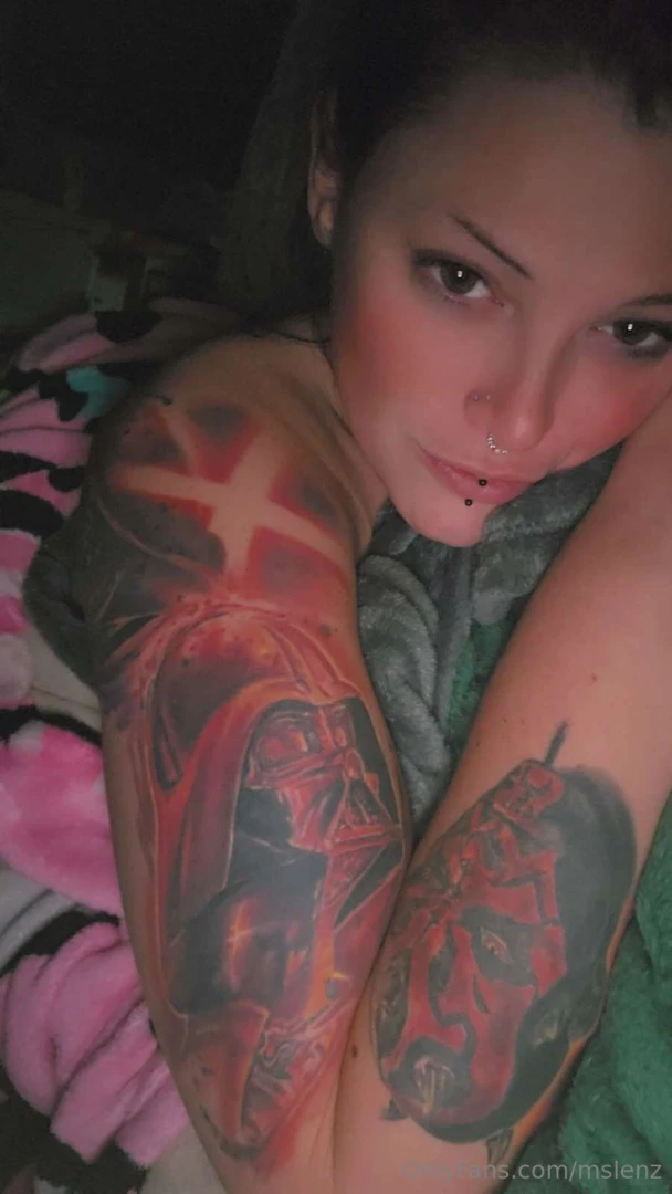 I had the dirtiest fucking dream and woke up with my pussy so wet you 