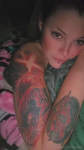 I had the dirtiest fucking dream and woke up with my pussy so wet you