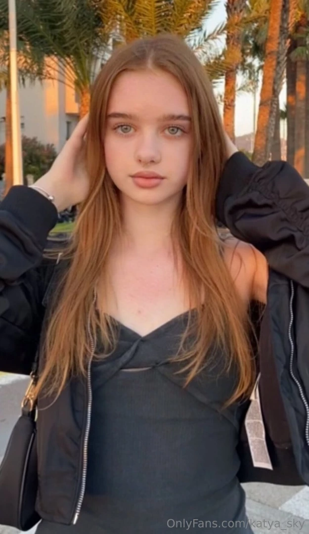 Only 18 kinky_alice this pretty girl kinky_alice likes to play with part 67 