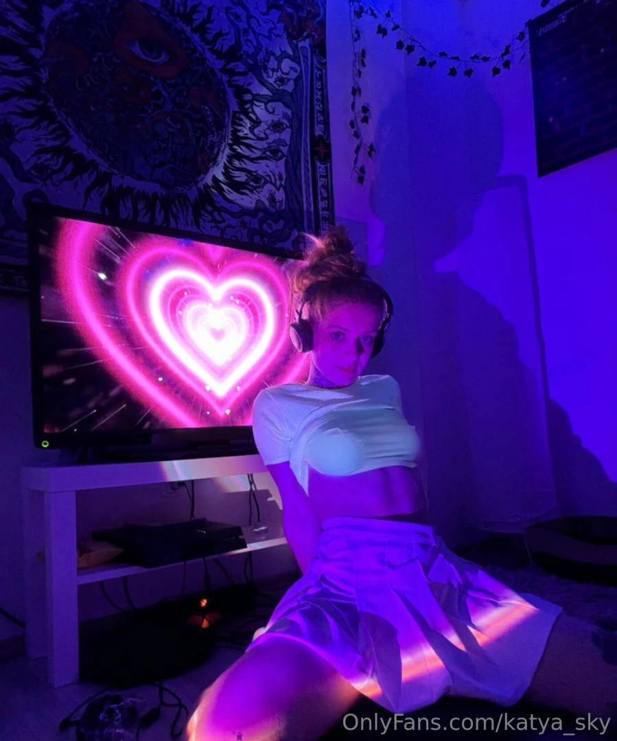 Lina_malinaa totally naughty lina_malinaa with a damn sexy figure she part 28 