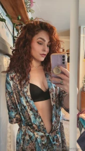 Vibin to my own beat