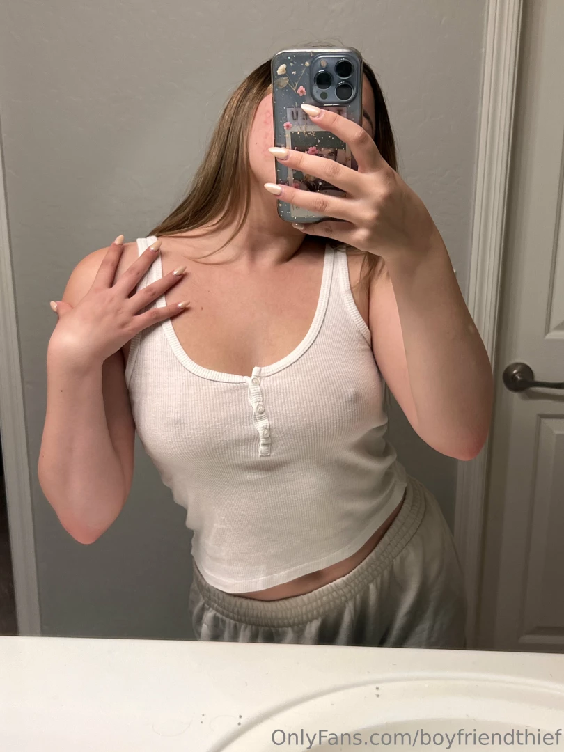 My roommate was in a work session but i was craving a juicy dick so i part 1 