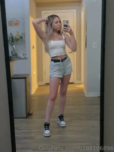 I hope no one from my school sees how i fuck my pussy when i am at part 1