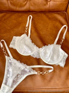 How sweet is this set i ve been sent swipe to see me wearing it part 1