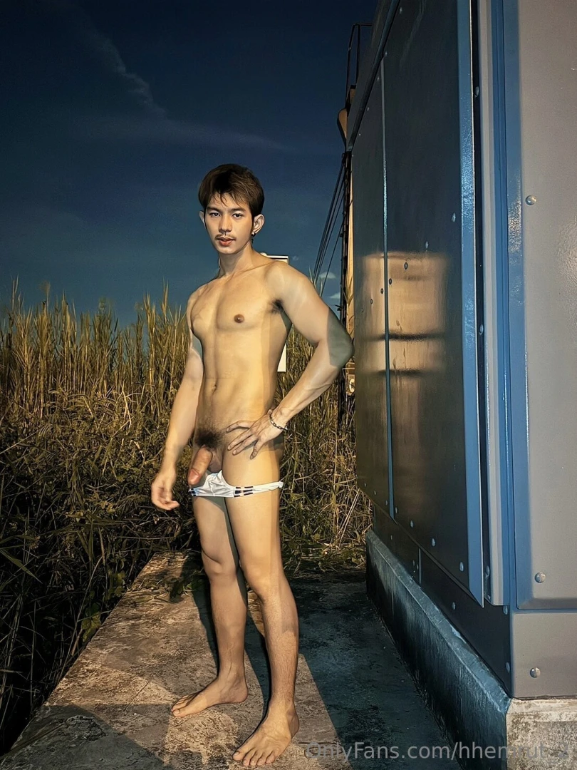 Full vdo - no 47 fucking and cumming on the train tracks part 1 