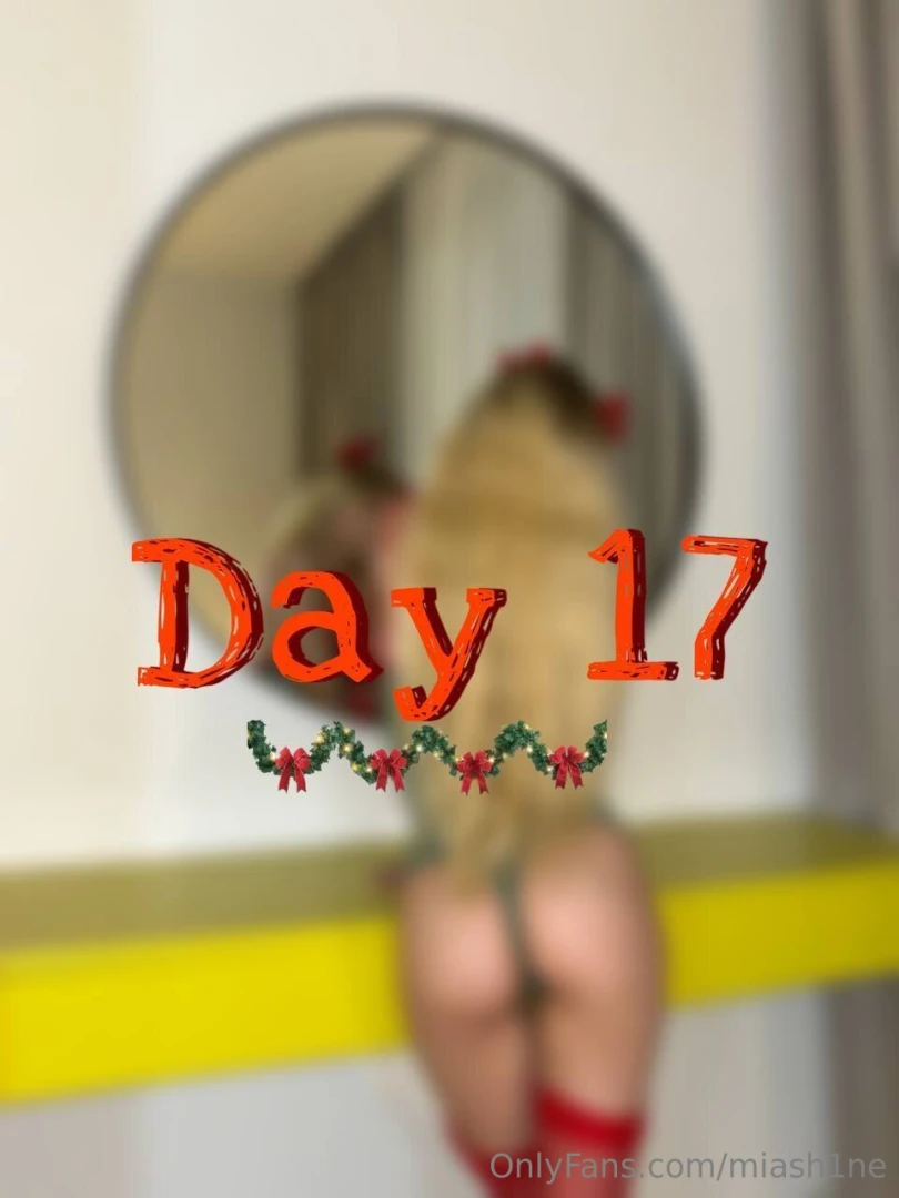 Is it real that my christmas stocking looks so tight my toes are 