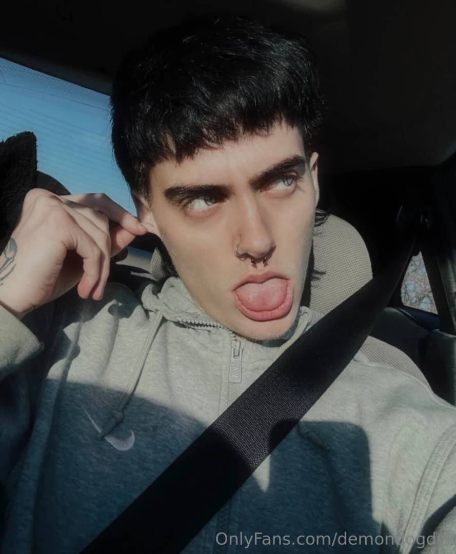 Pull my ears 