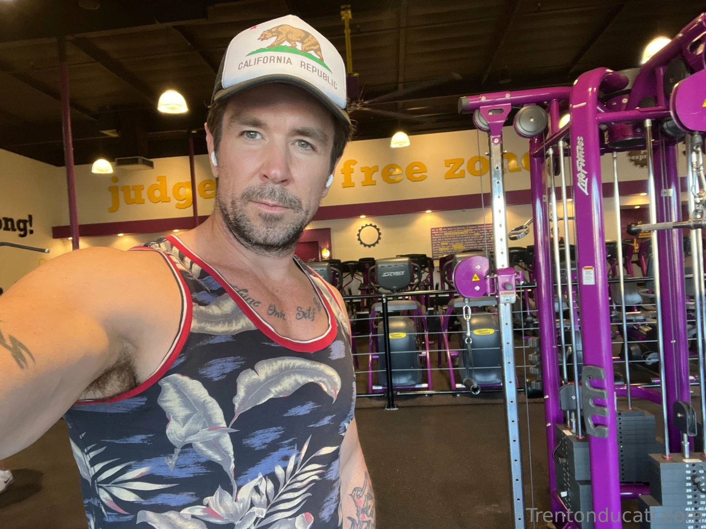 What s up guys are you ready for new content i have a bunch of new 