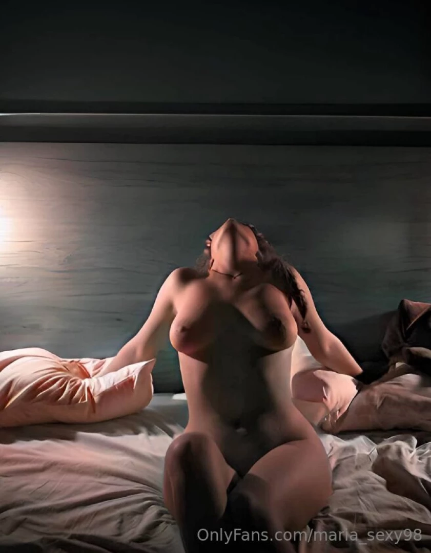 Follow viitress for free cute girl viitress wants to show you her part 686 