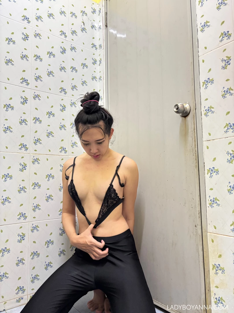 Tight pants amp sexy bra 