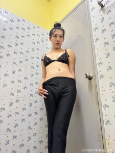 Tight pants amp sexy bra part 2