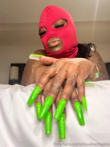 Those big glossy lips make me so weak she made me cum with them dm me part 1