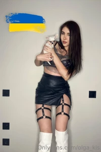 Hello my dear followers i suppose all of you know that i live in the