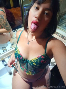 Mikitamodel latina curvy dolly wants to cum hurry up to play