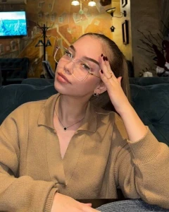 Cutie is waiting for her giant burger