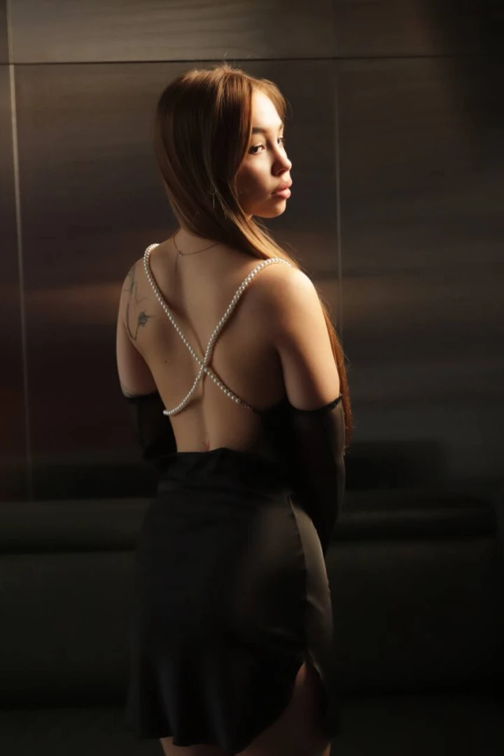 Dangerously attractive bebe 