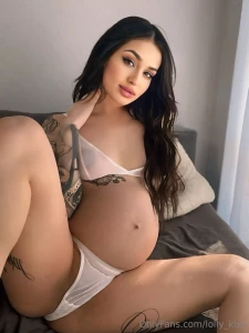 Cami_diva loves to stretch her tight hole and moan sweetly her holes part 312