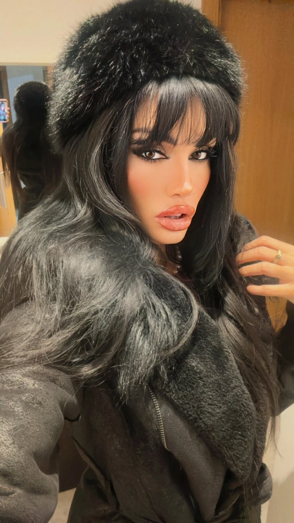 I m very horny choose a number 1 videocall 2 custom video 3 sext 4 part 24 