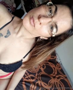 Do you share the bed with me