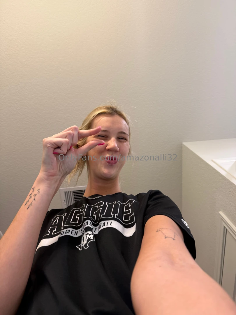 You re so small for me and i love watching you try to handle it 