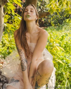 Sexy nature set it waiting for you tonight