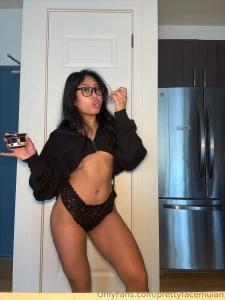 Morning had yogurt for breakfast what d u have