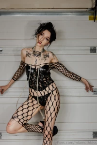 Hdmi more to see on miamothkiss vip