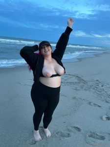 Happy titty tuesday part 2213