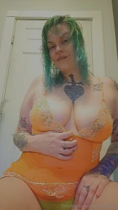 This week we are doing orange one of my favorite colors hope everyone