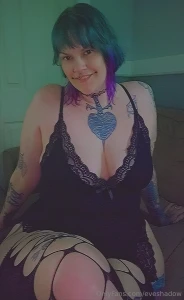 I m back hope you didn t miss me too much how do we like the new hair