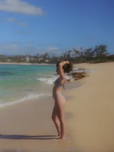 Oahu will be adding more nudes from this part 1