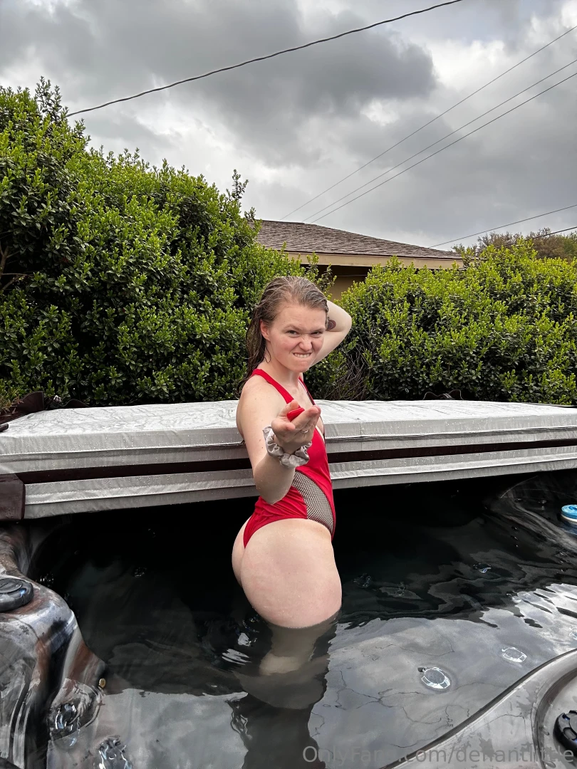 Check your dms shortly and enjoy this photo of me getting annoyed with part 1 