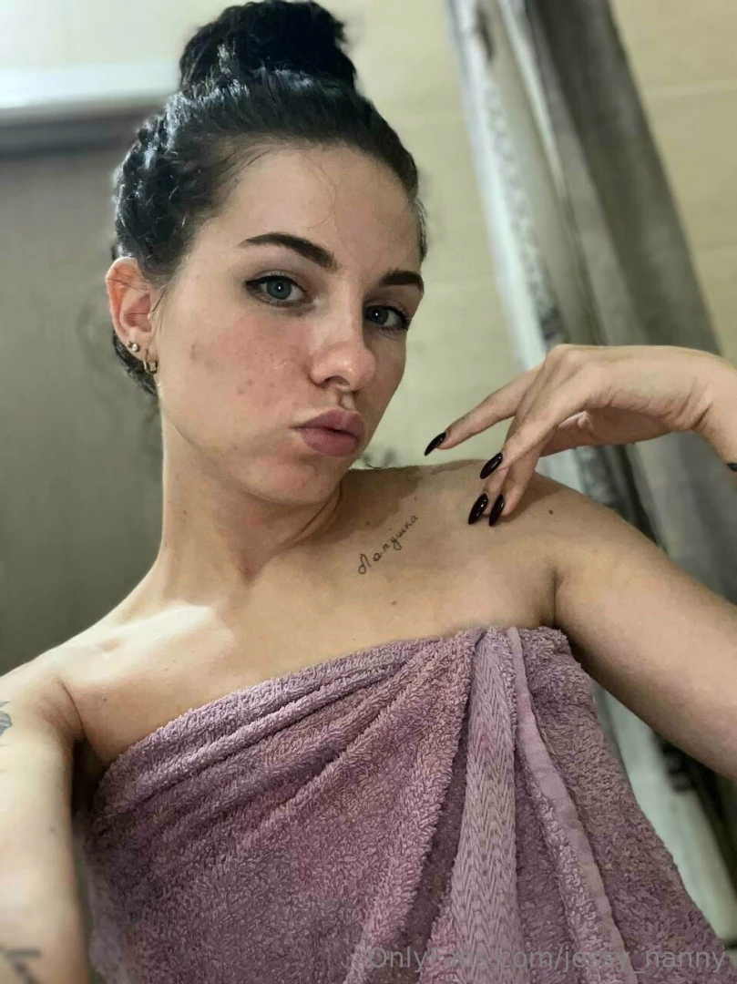 Do you have brave to take that towel off 