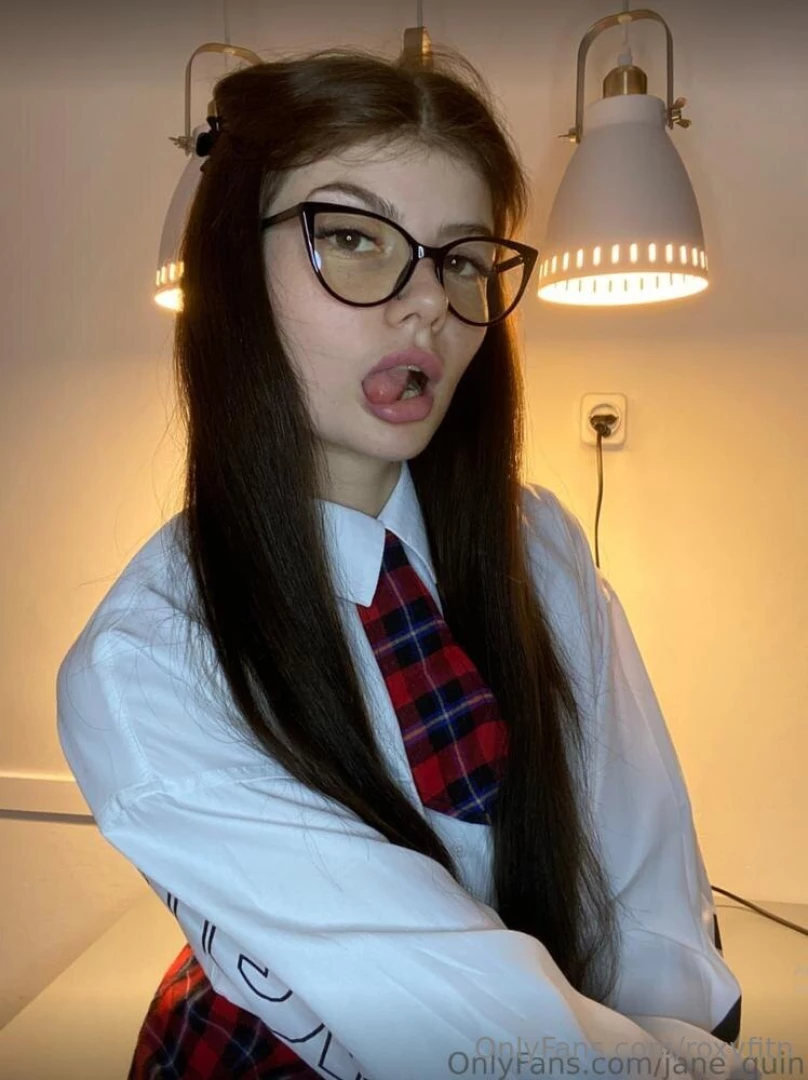 Free free free pretty girl jane_quin is already so eager to play with part 1 